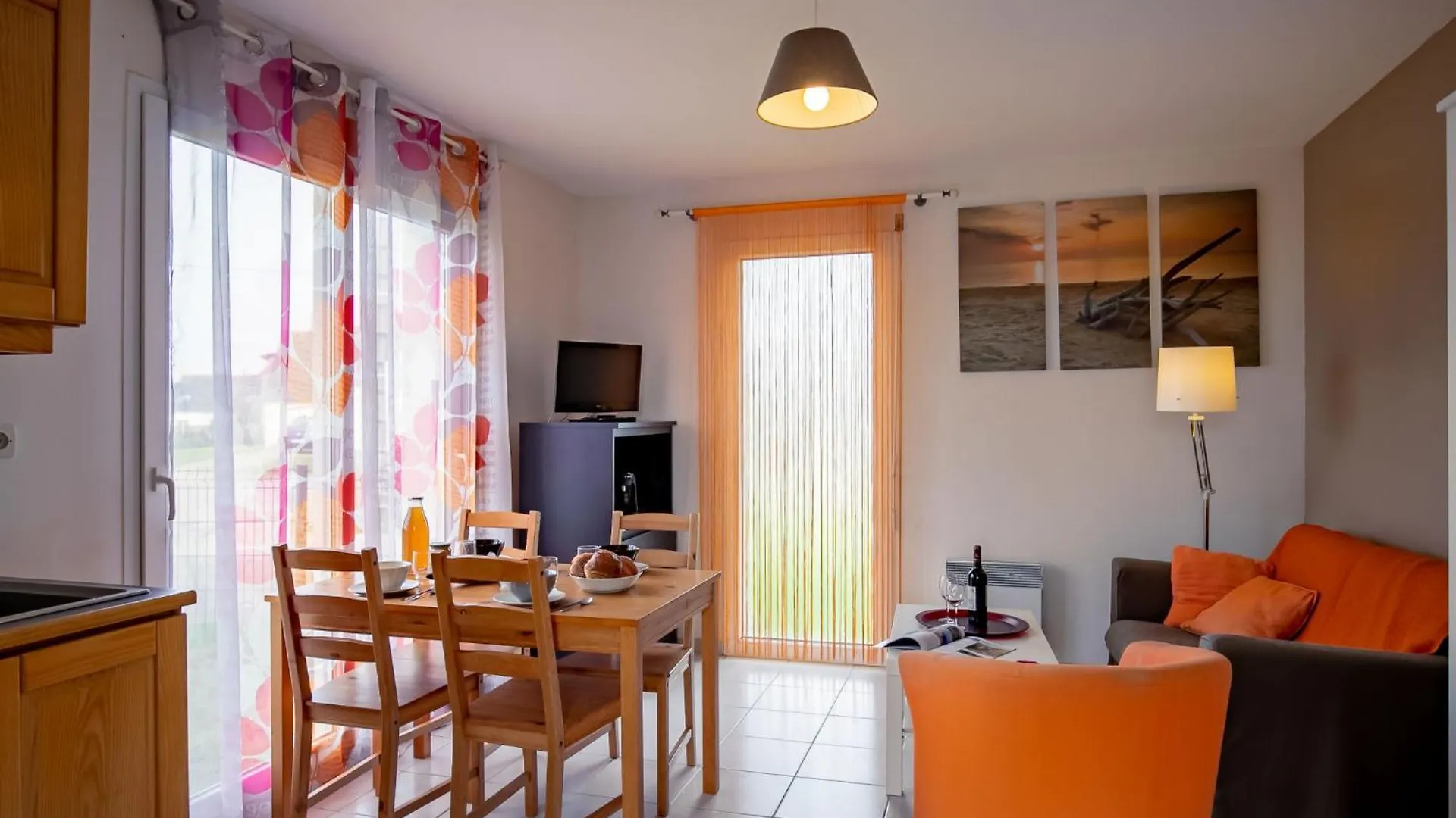 Holiday Home De Beniguet - Sbu106 By Interhome Saint-Pabu
